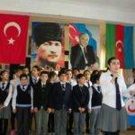 Türk Dünyası Bakü Atatürk Lisesi Azerbaycan Müstakillik Günü Kutlaması Türk Dünyası Bakü Atatürk Lisesi Azerbaycan Müstakillik Günü Kutlaması
